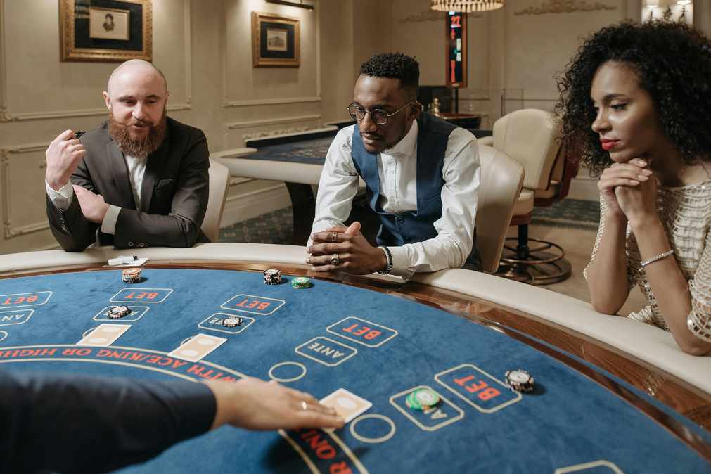 https://megawins-casinos.com